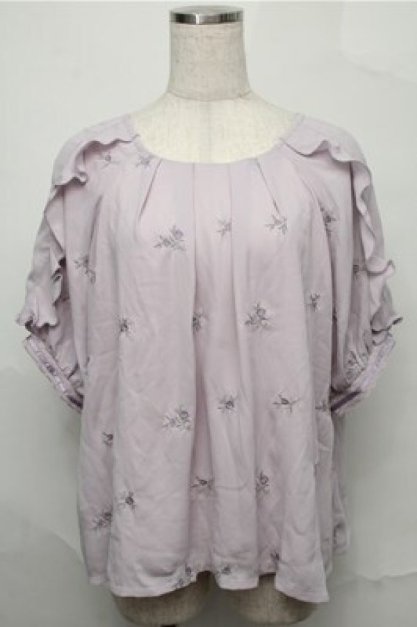 画像1: axes femme / ローズ刺繍フリルプルオーバー  ラベンダー S-25-09-03-044-AX-BL-AS-ZS (1)