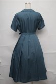 画像2: F&A / 縫いとめタック開衿シャツワンピース  ブルーグリーン S-25-09-03-057-LO-OP-HR-ZS (2)
