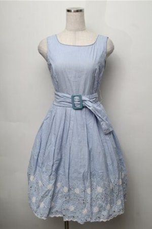 画像: Emily Temple cute /裾マーガレット刺繍ボーダーワンピース  サックス S-25-09-06-045-ET-OP-ET-ZS