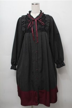 画像: axes femme / 巻きバラ付フリルワンピース  黒 S-25-09-06-048-AX-OP-AS-ZS