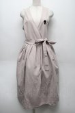 画像1: NieR Clothing / ノースリーブワンピース  ベージュ S-25-09-10-048-PU-TO-HR-ZS (1)