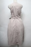画像2: NieR Clothing / ノースリーブワンピース  ベージュ S-25-09-10-048-PU-TO-HR-ZS (2)