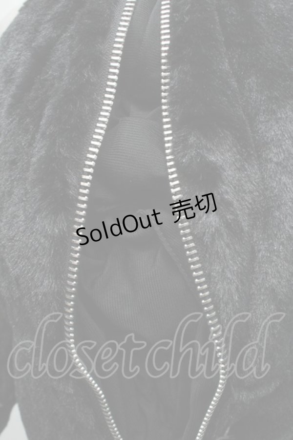 画像4: NieR Clothing / NieRちゃんぬいぐるみリュック  黒 S-25-09-10-007-PU-BG-HR-ZS (4)