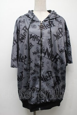 画像: NieR Clothing / 転写ZIPパーカー  グレー S-25-09-10-032-PU-TO-HR-ZS