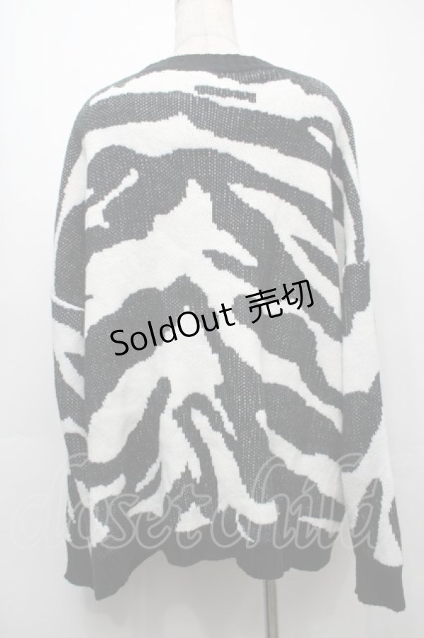 画像2: NieR Clothing / ゼブラ柄ニットカーディガン  黒ｘ白 S-25-09-10-035-PU-TO-HR-ZS (2)