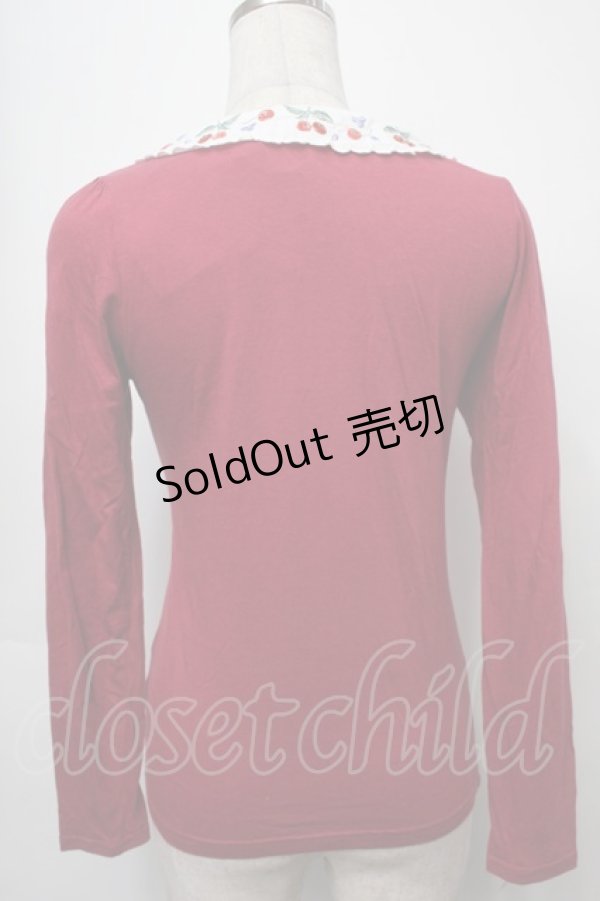 画像2: Fi.n.t / さくらんぼ刺繍襟ブラウス  赤 S-25-09-13-020-CA-TO-HR-ZS (2)