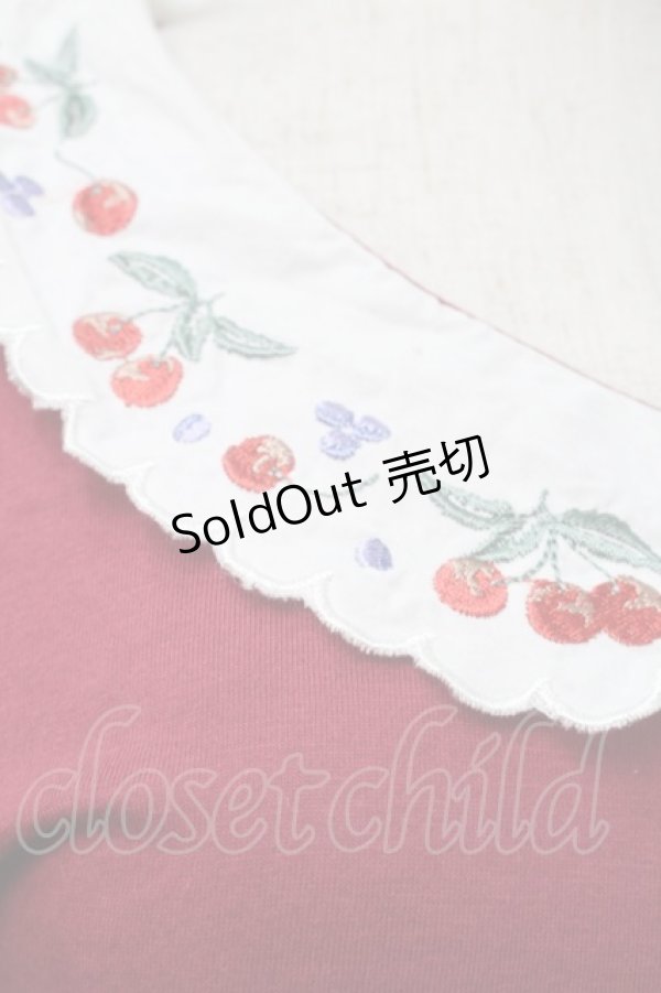 画像3: Fi.n.t / さくらんぼ刺繍襟ブラウス  赤 S-25-09-13-020-CA-TO-HR-ZS (3)