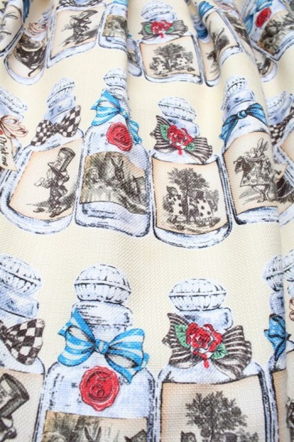 画像4: Emily Temple cute / Drink meボトル裾フリルワンピース  アイボリー S-25-09-17-053-ET-OP-HR-ZS (4)