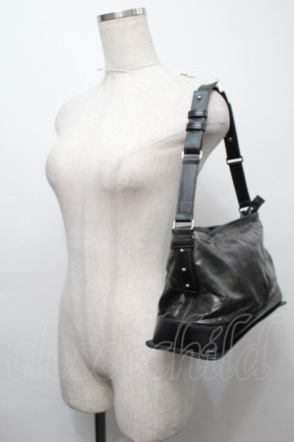 画像3: Jean Paul GAULTIER / レザーショルダーバッグ  黒 S-25-09-17-012-GO-BG-AS-ZS (3)