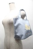 画像2: Maison de FLEUR / レモン刺繍トートバッグ  サックス S-25-09-23-1057-LO-BG-AS-ZT501 (2)