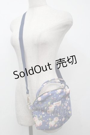 画像: PINK HOUSE / Berry Roseプリントの3WAYミニバッグ  ブルー S-25-09-23-1065-LO-BG-HR-ZT501