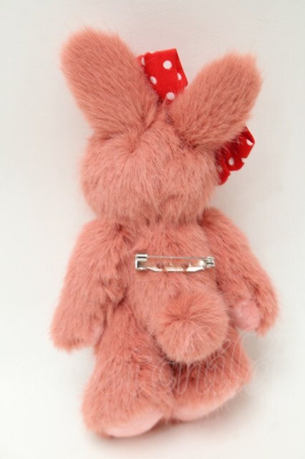 画像2: PINK HOUSE / うさぎぬいぐるみコサージュ  ストロベリー S-25-09-23-1018-LO-AC-HR-ZS (2)
