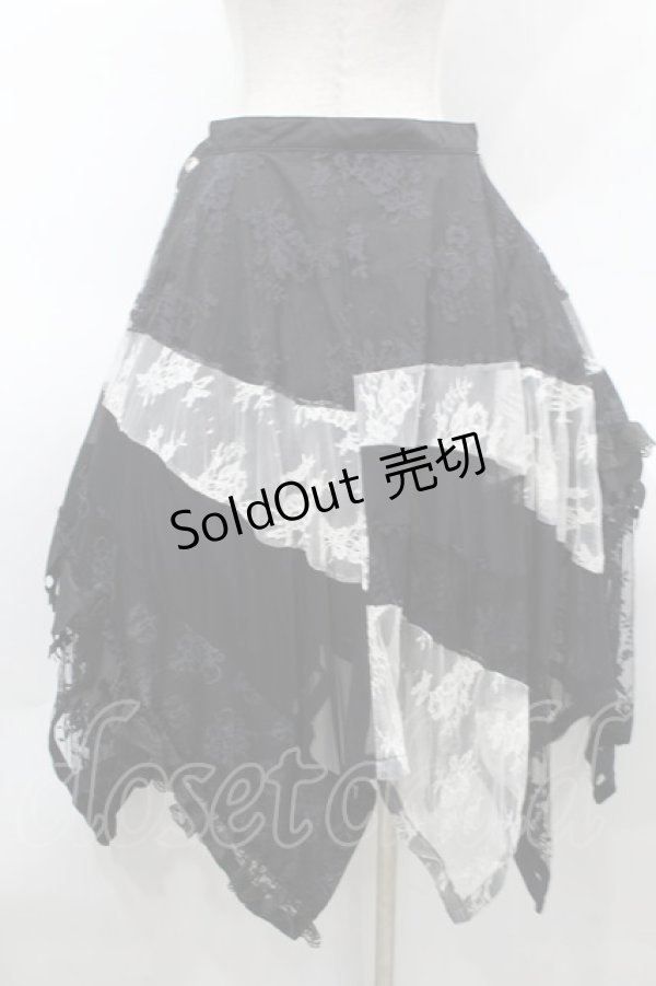 画像2: NAOTO SEVEN / レース重ね変形スカート  黒ｘ白 S-25-09-25-056-HN-SK-HR-ZS (2)