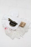 画像2: Amber Snow / ストロベリーコサージュクリップブローチ  白 S-25-09-27-001-PU-AC-HR-ZS (2)