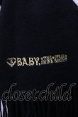 画像2: BABY,THE STARS SHINE BRIGHT / ロゴ刺繍ストール  黒 S-25-09-29-035-BA-ZA-AS-ZS (2)