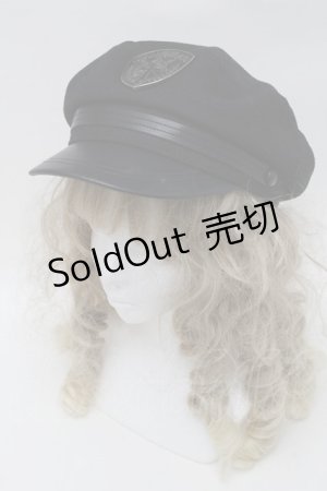 画像: Moi-meme-Moitie / エンブレムバッチ付きミリタリー風ハット  黒 S-25-09-29-027-MO-AC-AS-ZS