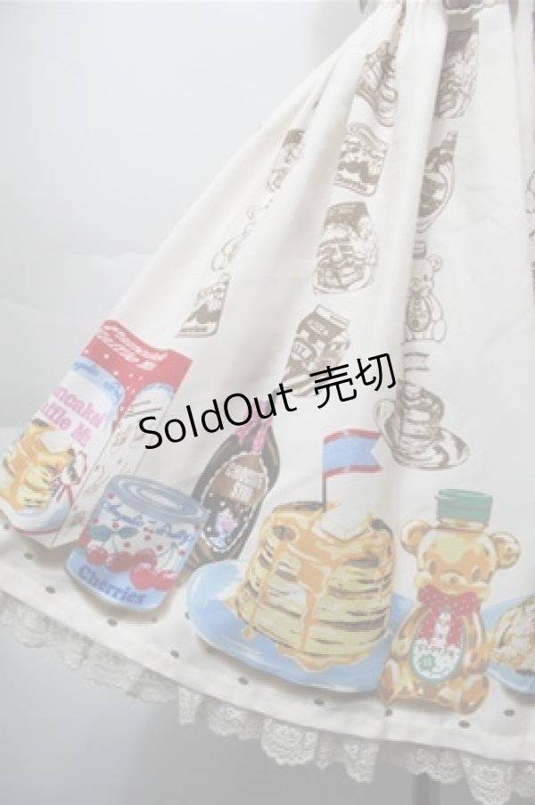 画像4: Angelic Pretty / Honey Cakeラウンドジャンパースカート  オフ S-25-10-08-060-AP-OP-AS-ZS (4)