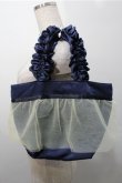 画像2: Maison de FLEUR / 白雪姫限定デザイン フリルハンドルトートバッグ  紺 S-25-10-17-030-LO-BG-HR-ZS (2)