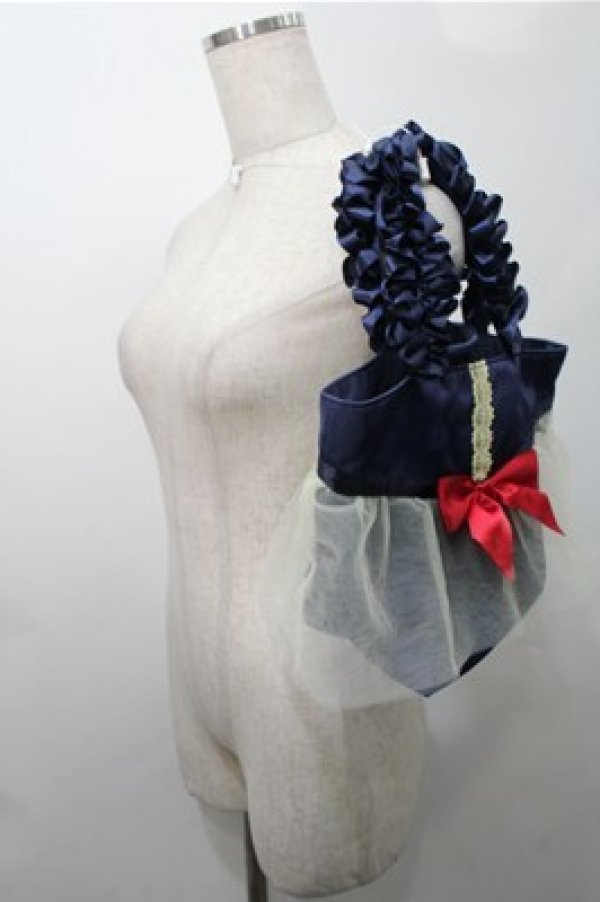 画像3: Maison de FLEUR / 白雪姫限定デザイン フリルハンドルトートバッグ  紺 S-25-10-17-030-LO-BG-HR-ZS (3)