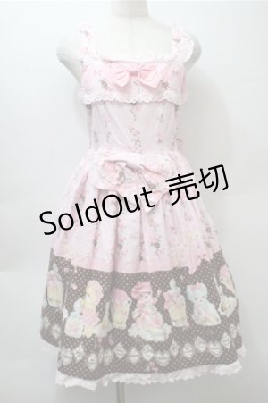 画像: BABY,THE STARS SHINE BRIGHT / なかよしくみゃちゃんはちみつ大好き柄ジュディジャンパースカート  ピンク S-25-10-23-1021-BA-OP-AS-ZS