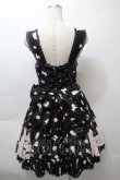 画像2: Angelic Pretty / Decoration Dream後ろフリルジャンパースカート  黒 S-25-10-24-035-AP-OP-SZ-ZS (2)