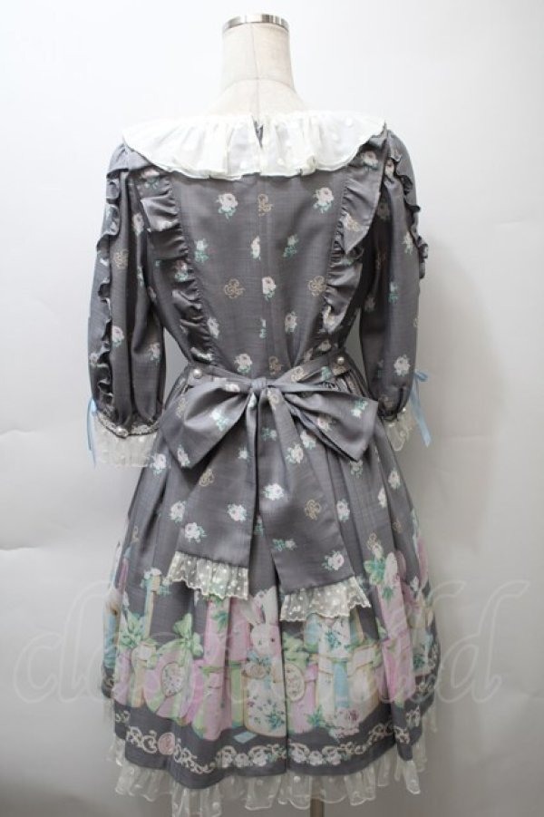画像2: Angelic Pretty / Un Birthdayワンピース  グレー S-25-10-24-037-AP-OP-SZ-ZT243 (2)