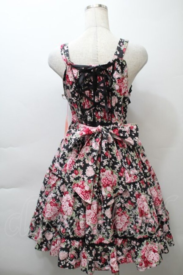 画像2: BABY,THE STARS SHINE BRIGHT / シュガーブーケ〜永遠の乙女の憧れ〜柄ジャンパースカートIII  黒ｘピンク S-25-10-24-021-BA-OP-HR-ZS (2)