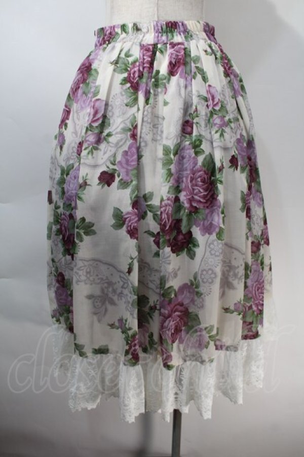 画像2: axes femme / ラフィネローズ柄タックスカート  オフｘ紫 S-25-10-29-048-AX-SK-AS-ZS (2)