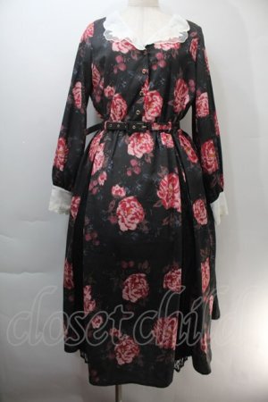 画像: axes femme NOSTALGIE / 刺繍襟花柄ワンピース  黒 S-25-10-29-043-AX-OP-AS-ZS