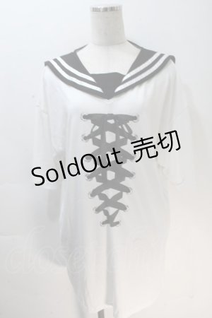 画像: LISTEN FLAVOR / レースアップリボンセーラーワンピース  白ｘ黒 S-25-10-30-016-PU-OP-HR-ZS