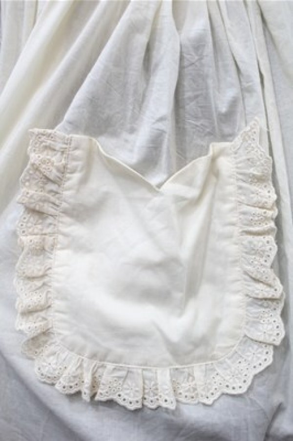 画像5: 胡桃木（海外ロリータブランド） / エプロンスカート  アイボリー S-25-10-31-039-LO-OP-HR-ZS (5)