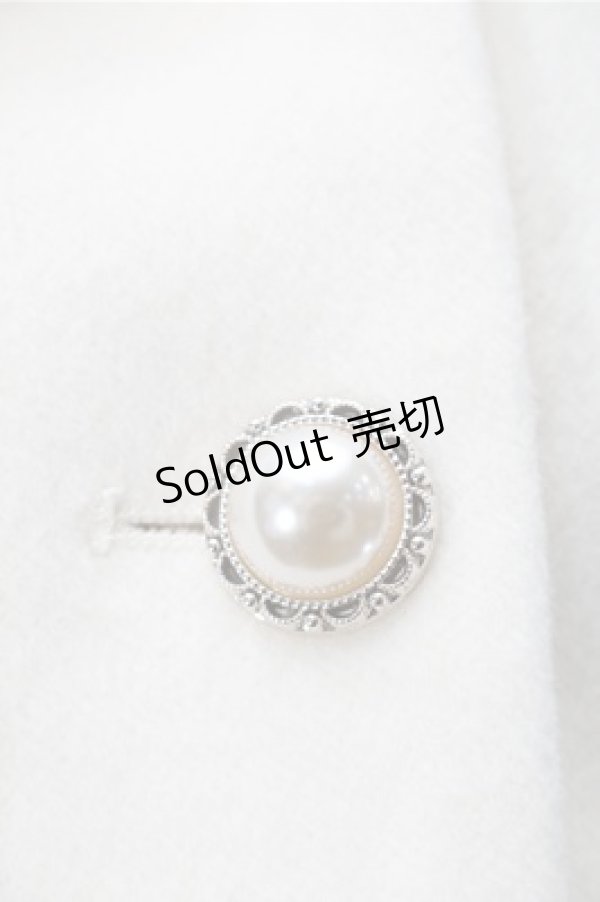 画像4: axes femme kawaii / ケープ付きロングコート  アイボリー S-25-10-31-035-AX-CO-HR-ZS (4)