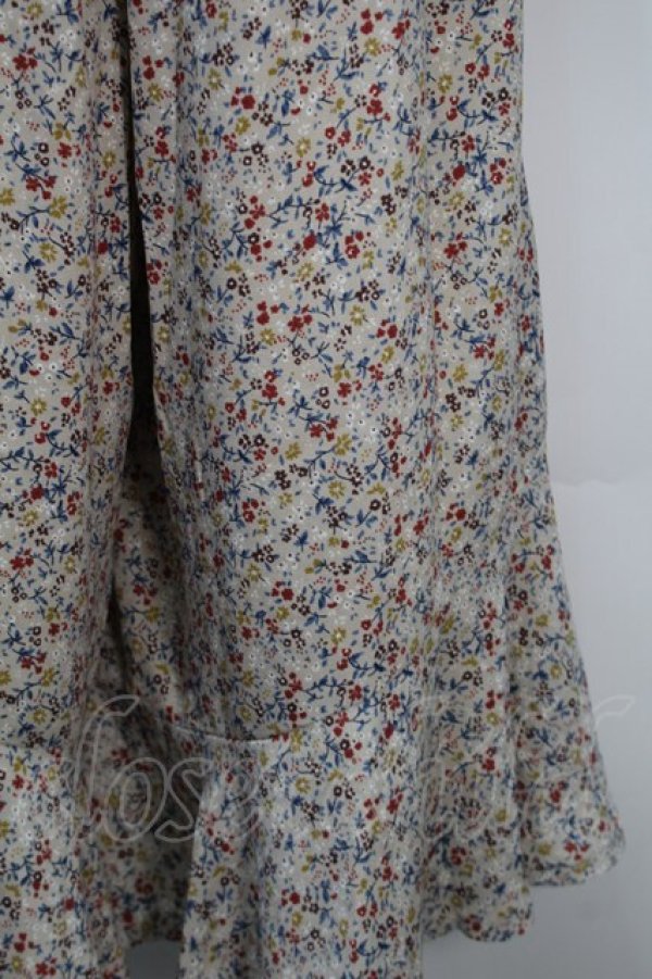 画像3: axes femme / 裾フリルガウチョパンツ  ベージュ S-25-11-02-061-AX-PA-AS-ZS (3)