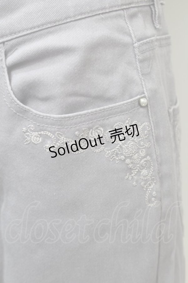 画像3: axes femme / バラ刺繍カラーデニムパンツ  ラベンダー S-25-11-02-064-AX-PA-HR-ZS (3)