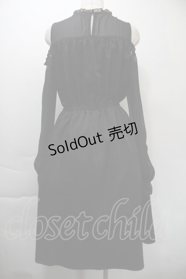 画像2: axes femme / バイカラーチャイナボタンンピース  黒ｘカーキ S-25-11-03-042-AX-OP-AS-ZS (2)