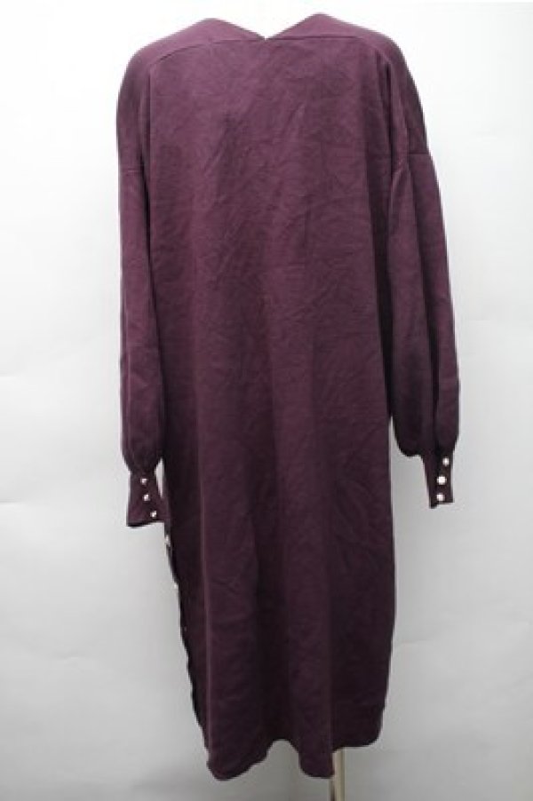 画像2: axes femme / ボタンデザインニットワンピース  紫 S-25-11-05-060-AX-OP-HR-ZS (2)