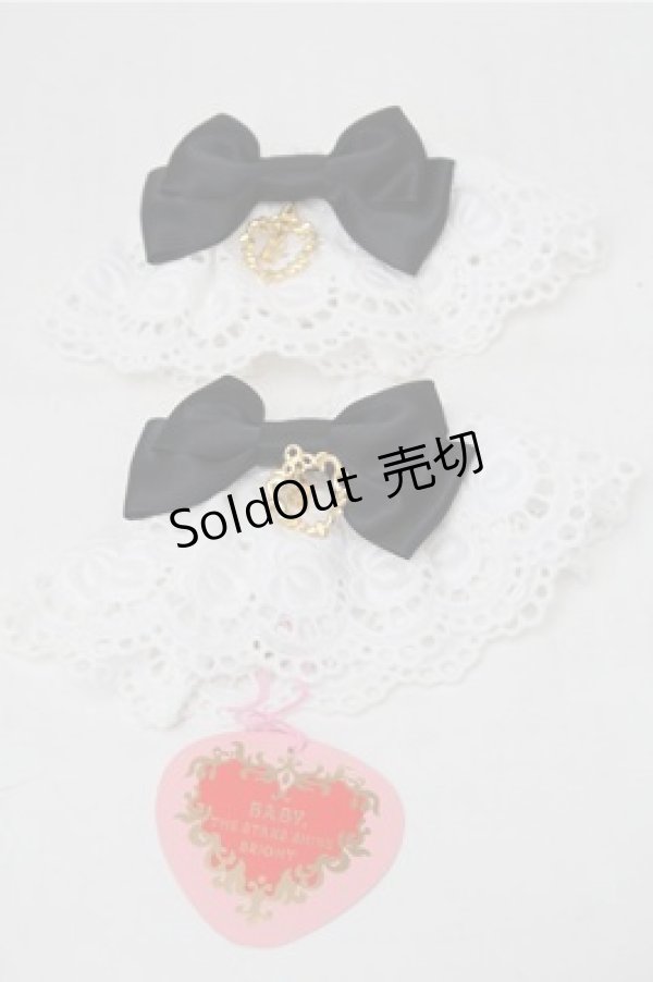 画像1: BABY,THE STARS SHINE BRIGHT / サテンリボンの綿レースお袖とめ  白ｘ黒 S-25-11-13-002-BA-ZA-AS-ZS (1)