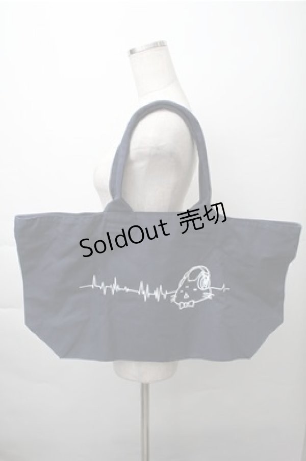 画像1: NieR Clothing / プリントバッグ  紺 S-25-11-13-019-PU-BG-AS-ZS (1)