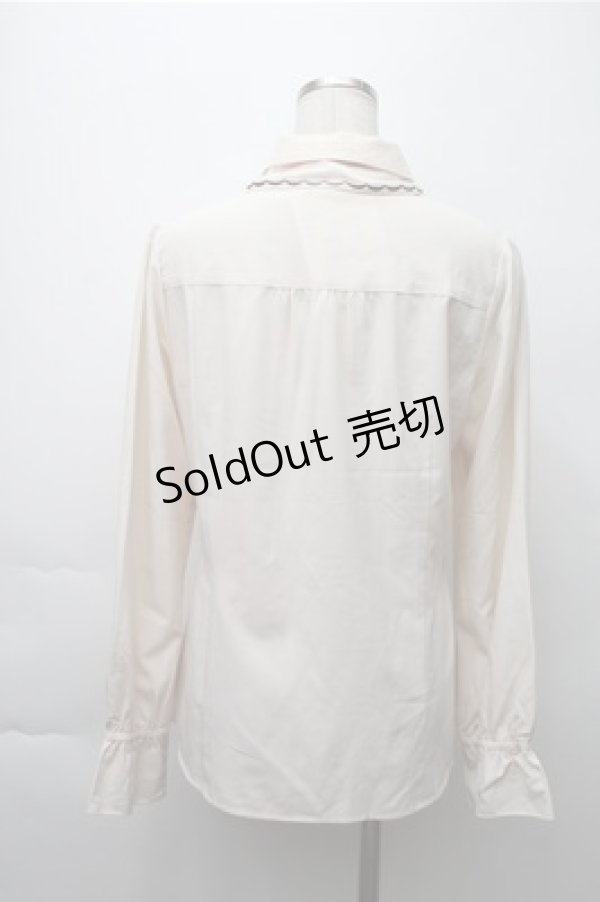 画像2: axes femme / 刺繍リボンブラウス  オフ S-25-11-13-036-AX-BL-AS-ZS (2)