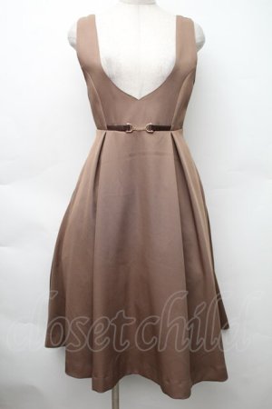 画像: Fi.n.t / チェーンビット使いディープVネックジャンパースカート  モカブラウン S-25-11-14-042-CA-OP-HR-ZS