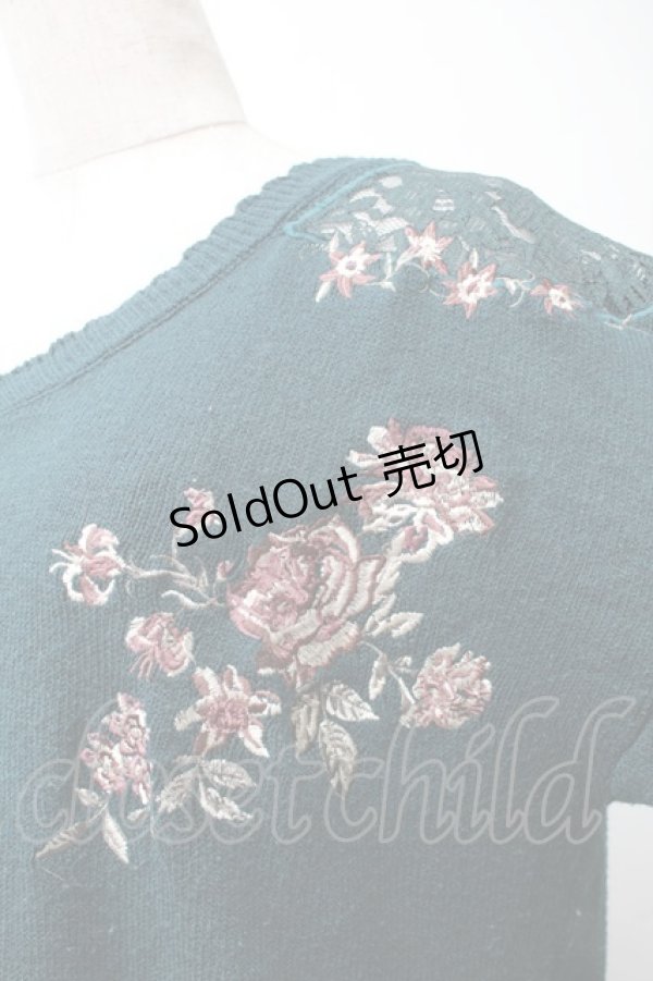 画像3: axes femme / フラワー刺繍ニットワンピース  グリーン S-25-11-14-046-AX-OP-HR-ZS (3)