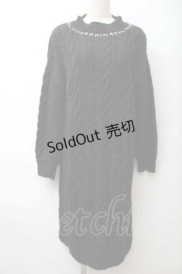 画像1: axes femme / ケーブル編みニットワンピース  黒 S-25-11-14-052-AX-OP-HR-ZS (1)