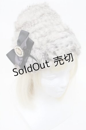 画像: axes femme / カメオ付きファー帽子  グレー S-25-11-14-011-AX-TO-HR-ZS