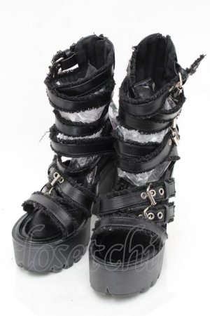 画像: NieR Clothing / ベルトデザインヒールサンダル  黒 S-25-11-14-002-PU-SH-HR-ZS