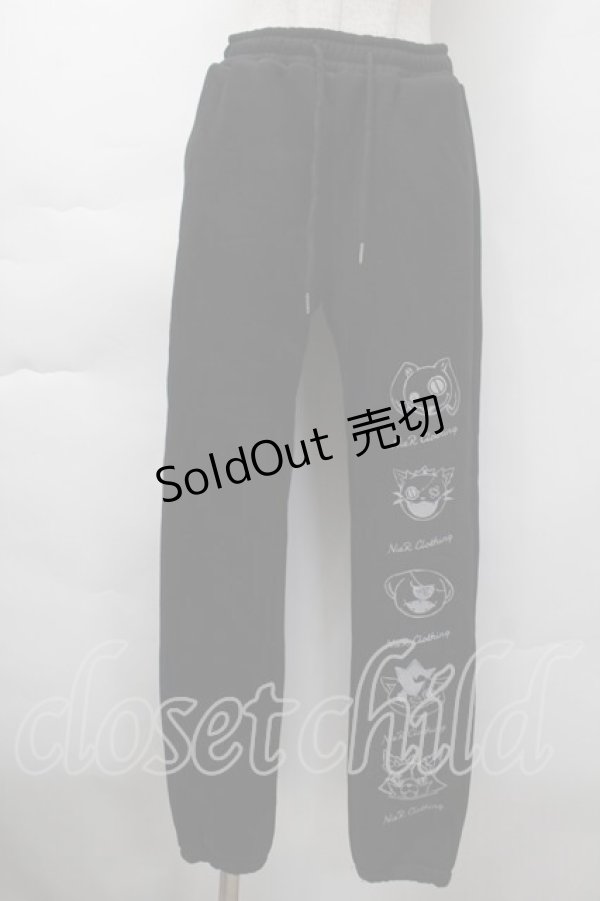 画像1: NieR Clothing / プリント裏起毛スウェットパンツ  黒 S-25-11-18-058-PU-PA-HR-ZS (1)