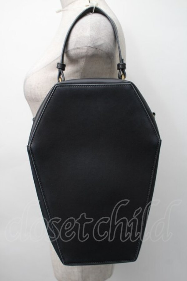 画像4: ATELIER PIERROT / "Nocturnal Grave" Vampire's Coffin Bag バッグ  黒 S-25-11-18-015-EL-BG-HR-ZS (4)