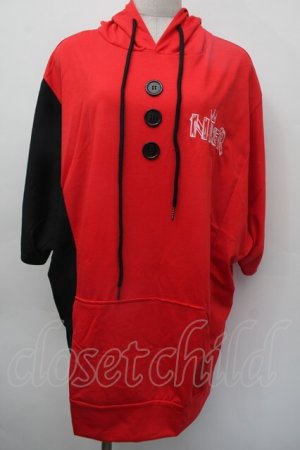 画像: NieR Clothing / 刺繍バイカラープルオーバー  黒ｘ赤 S-25-11-18-025-PU-TO-HR-ZS