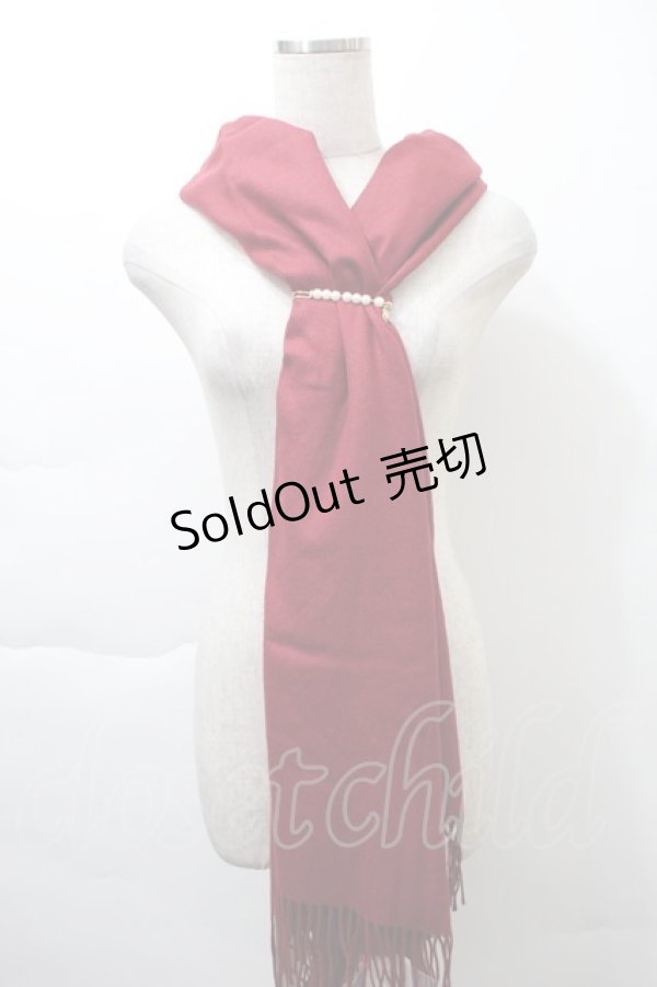 画像1: axes femme / ピン付き無地ストール  ワイン S-25-11-21-005-AX-ZA-HR-ZS (1)