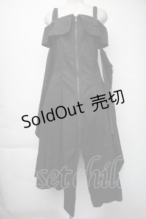 画像: BPN / オフショルダーイレヘムワンピース  黒 S-25-11-24-044-GO-OP-HR-ZS