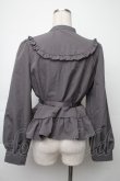 画像2: FLC / 皆方由衣コラボペプラムブラウス  グレー S-25-11-28-1021-LO-BL-AS-ZS (2)